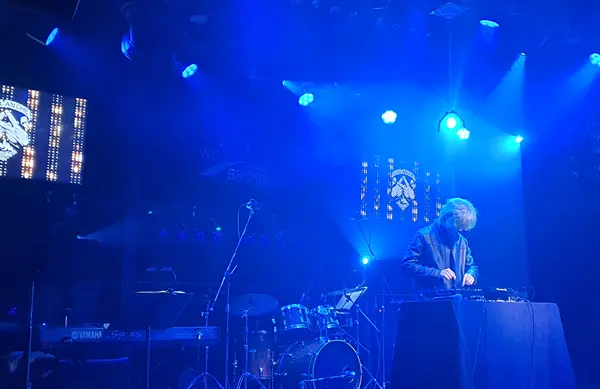 EDM DJ 정기공연